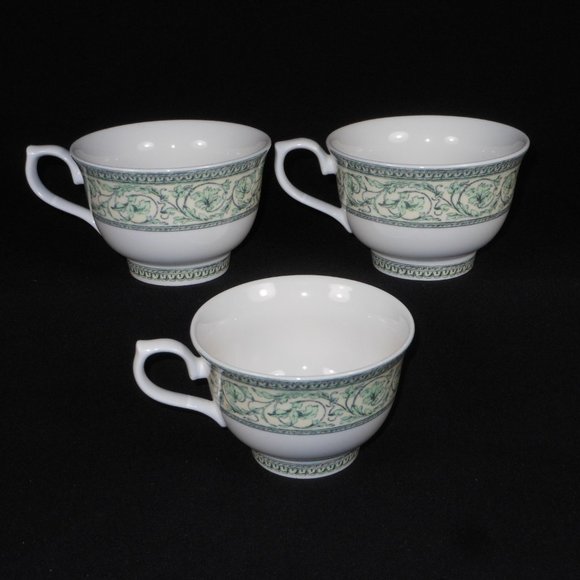 3 footed tea cups. RHS UK Applebee Collection - Picture 2 of 6